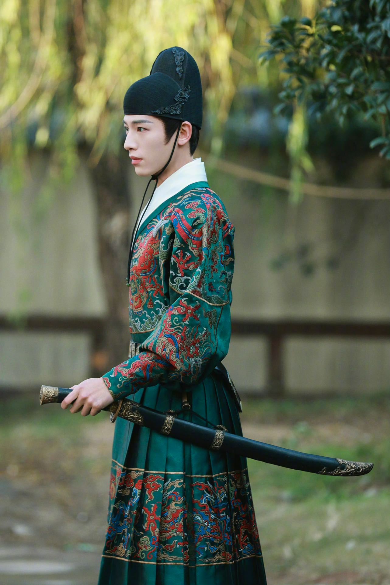 辛云来横店魔术师 狠狠被辛云来的浪漫戳中了！辛云来《明月录》杀青逆应援太用心！九