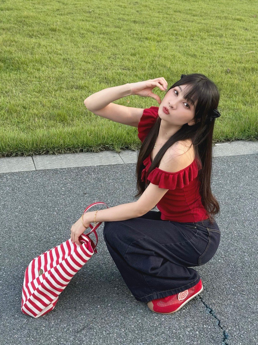 看演唱会那天拍📸的OOTD库存要强推一下CPB长管隔离混合粉底液来上底妆，真的