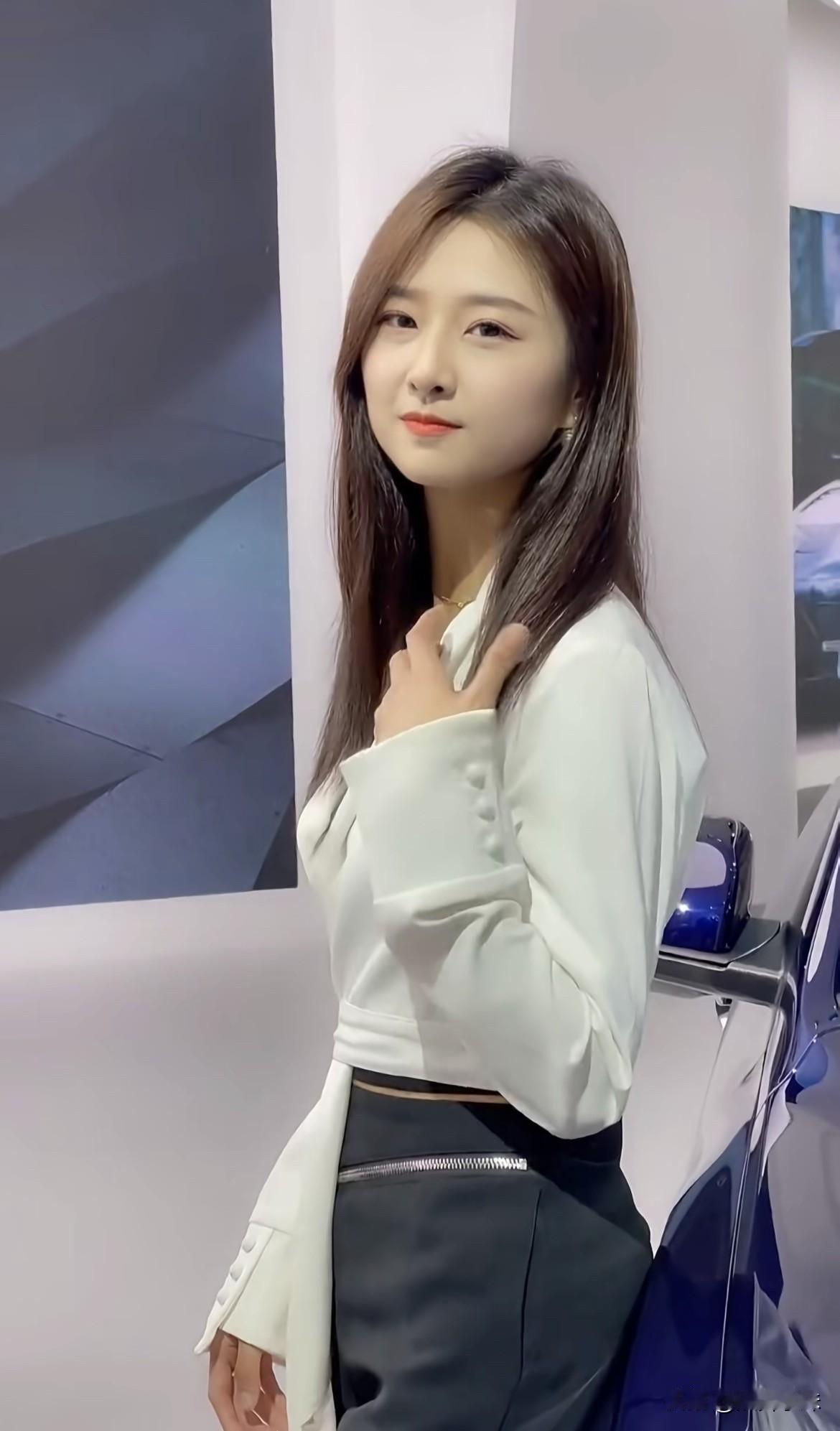 如何穿搭会具有少女软妹感