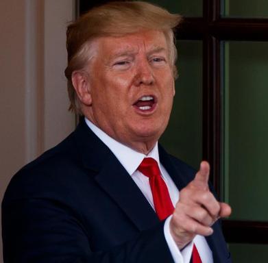 特朗普4月15日发文说：“中国对我永久开放霍尔木兹海峡感到非常高兴。我这么做，也