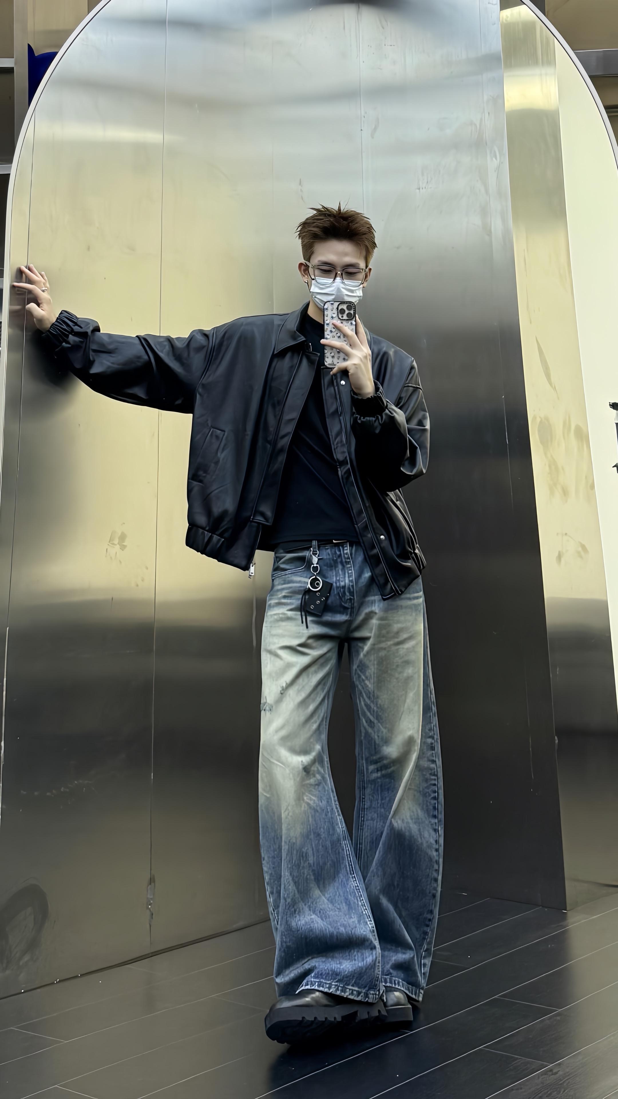 谁来懂一下！男生秋冬这样的穿帅的很权威！