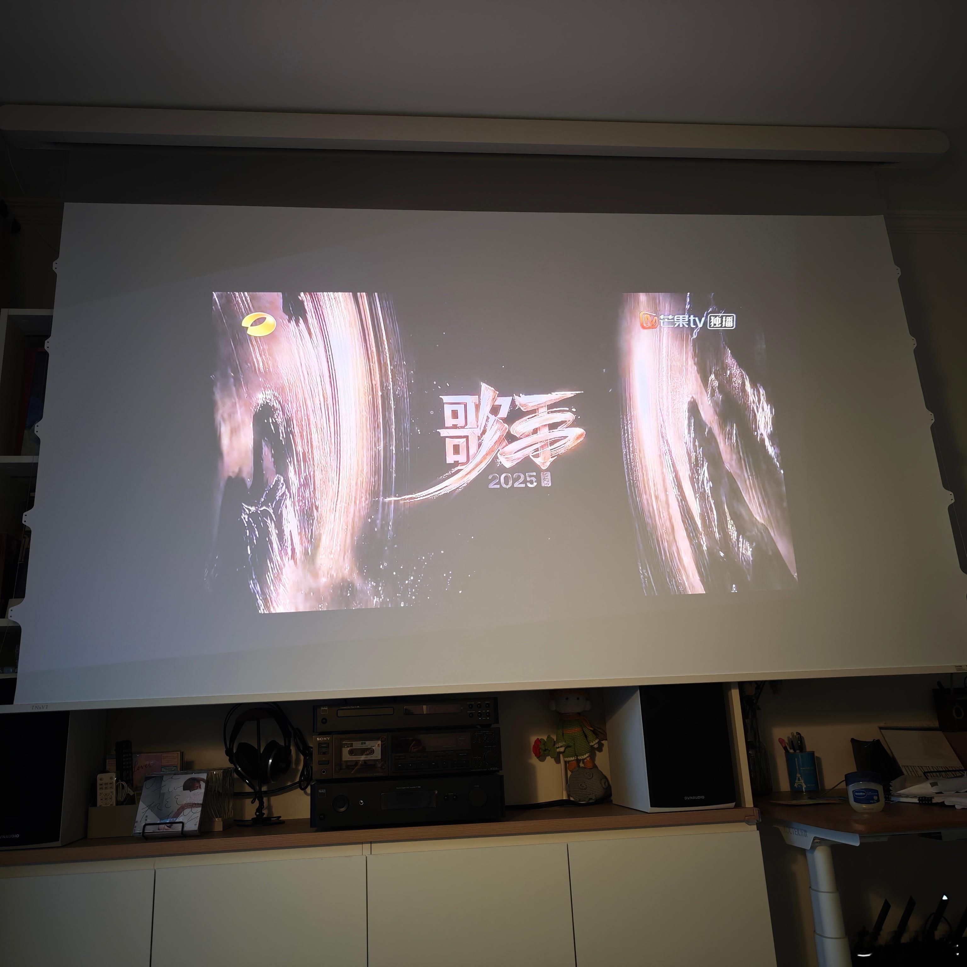 歌手直播 新家第一天，先补上周五的 歌手。 ​​​