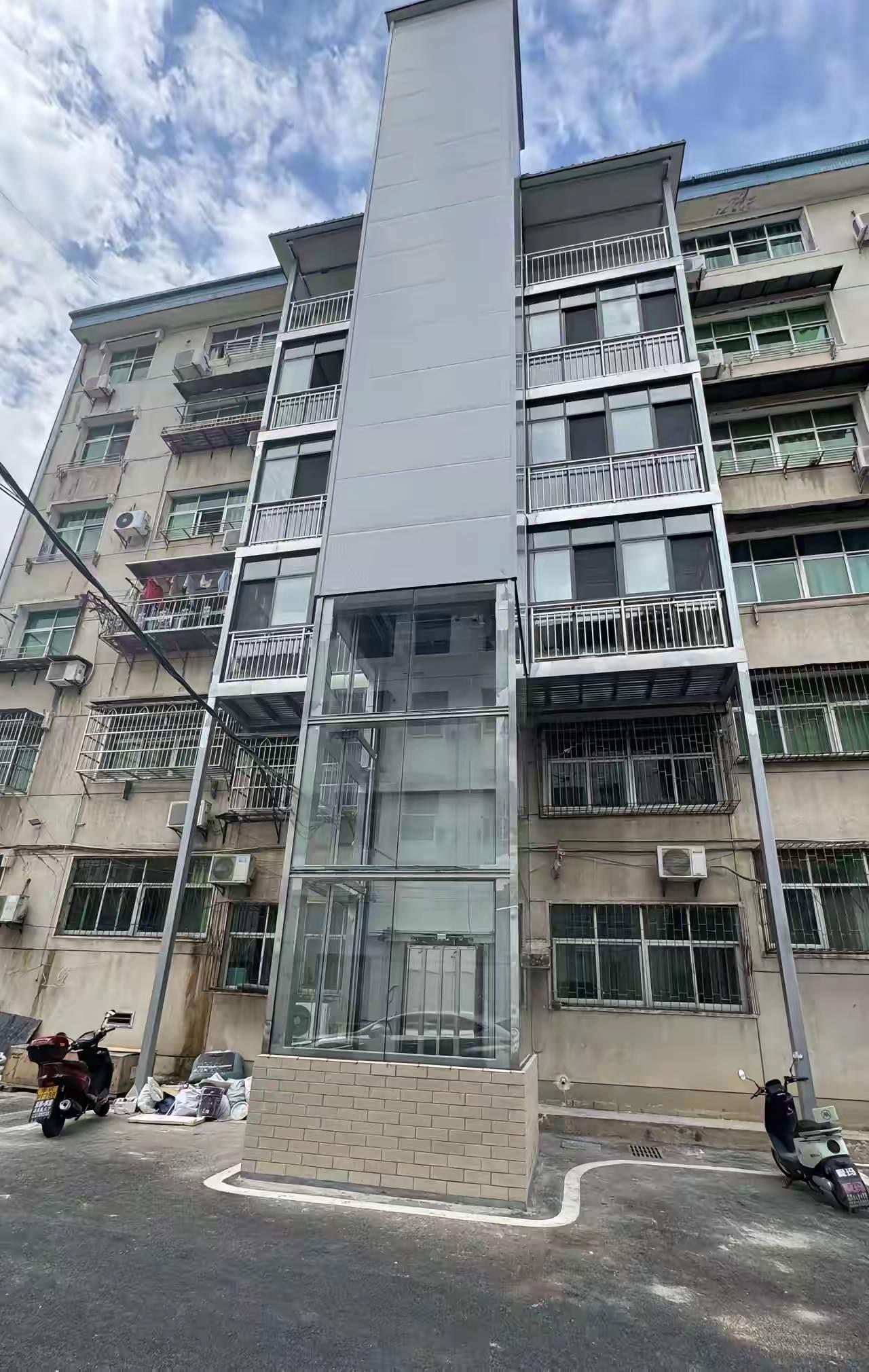 二楼业主拒装电梯的下场，简
因小失大！家住二楼觉得装电梯纯浪费钱，直接投反对票，