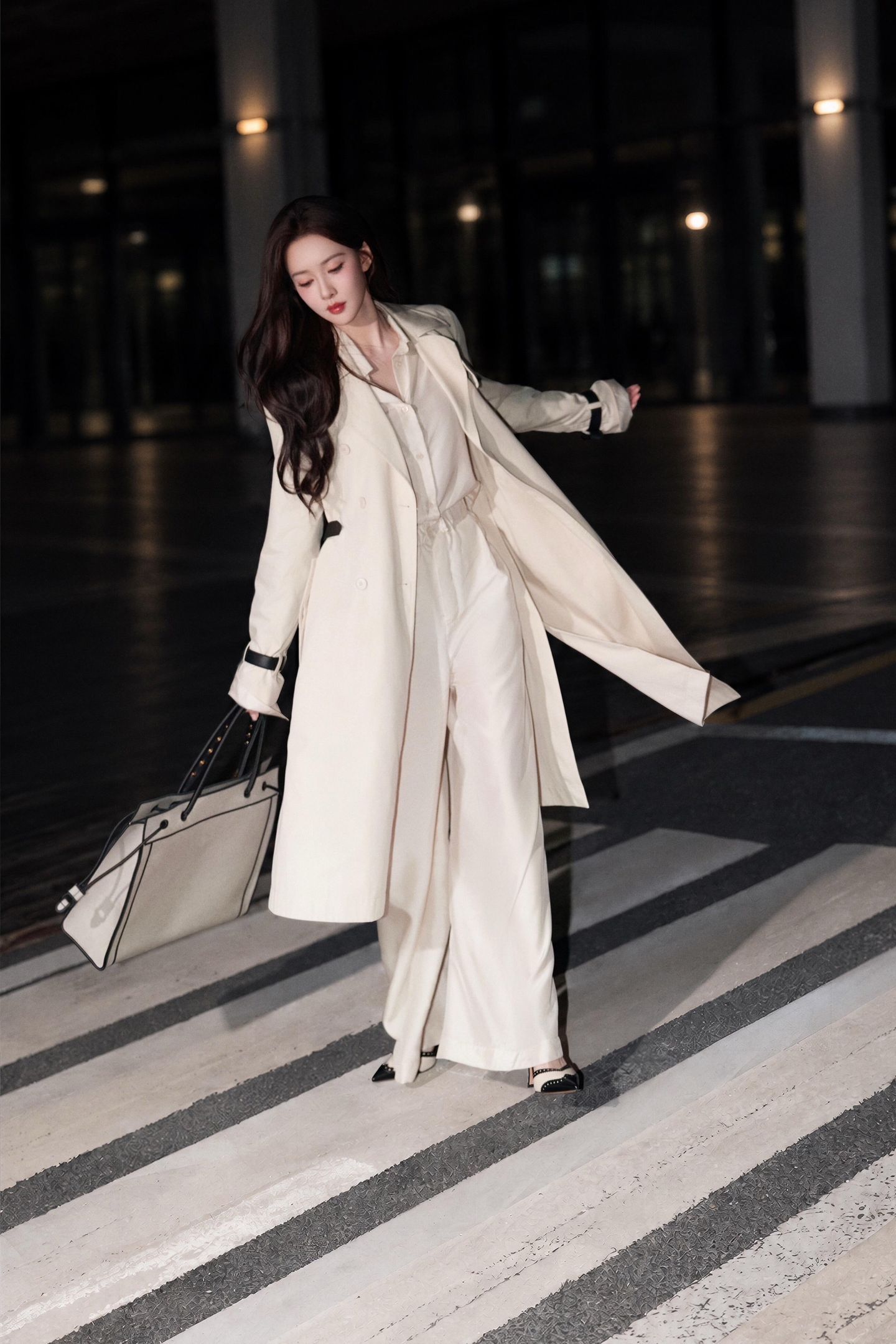 孟子义 Fendi 期待女神闪耀米兰 郝念日常出差be like这种干练风的孟子