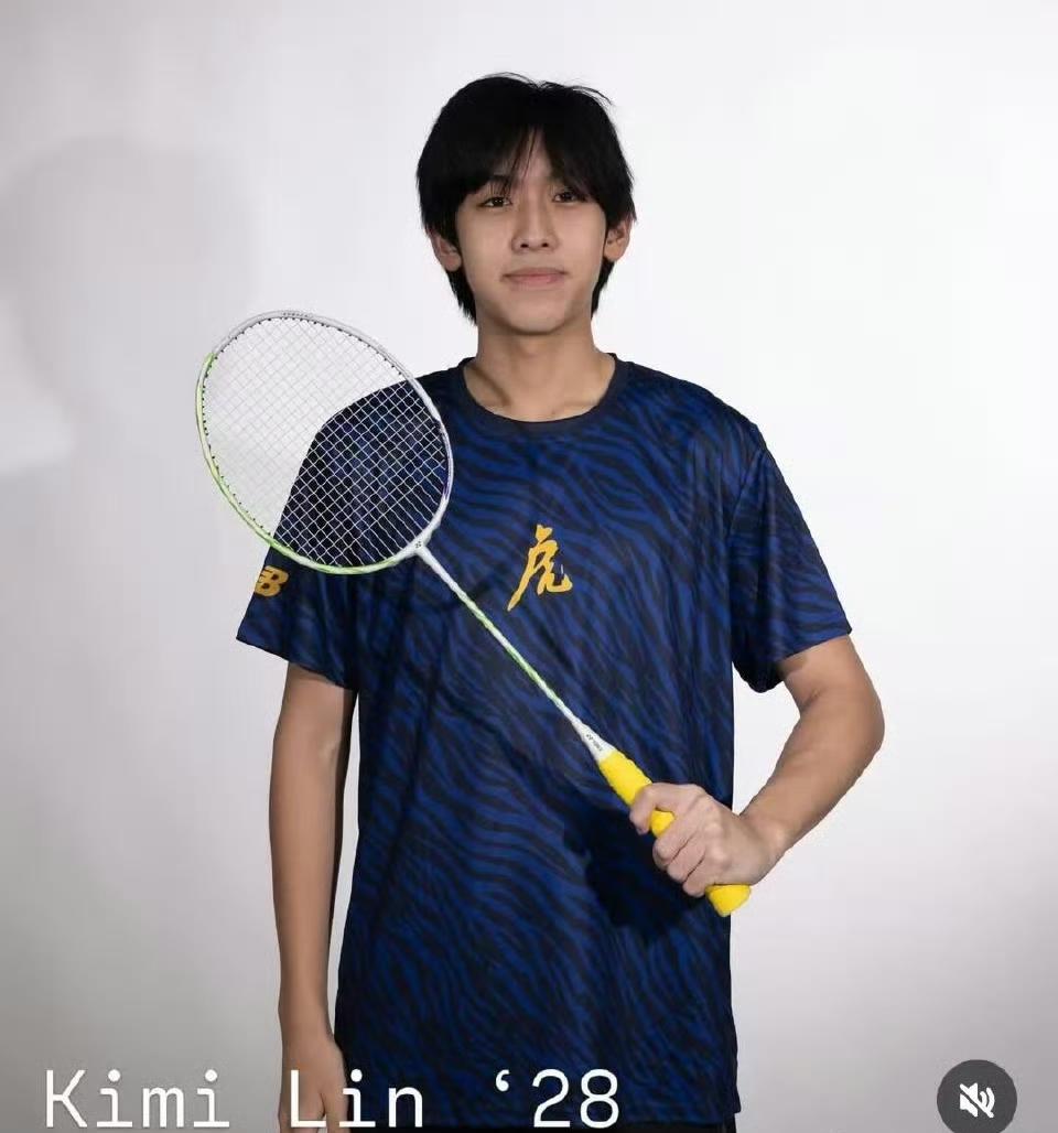 林志颖的大儿子Kimi正脸曝光，16岁的kimi现在身高超过180cm，长大后的