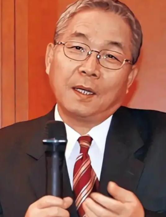 “我就是要来中国报仇的！”2019年11月，72岁的坂本幸雄接过紫光集团聘书时，