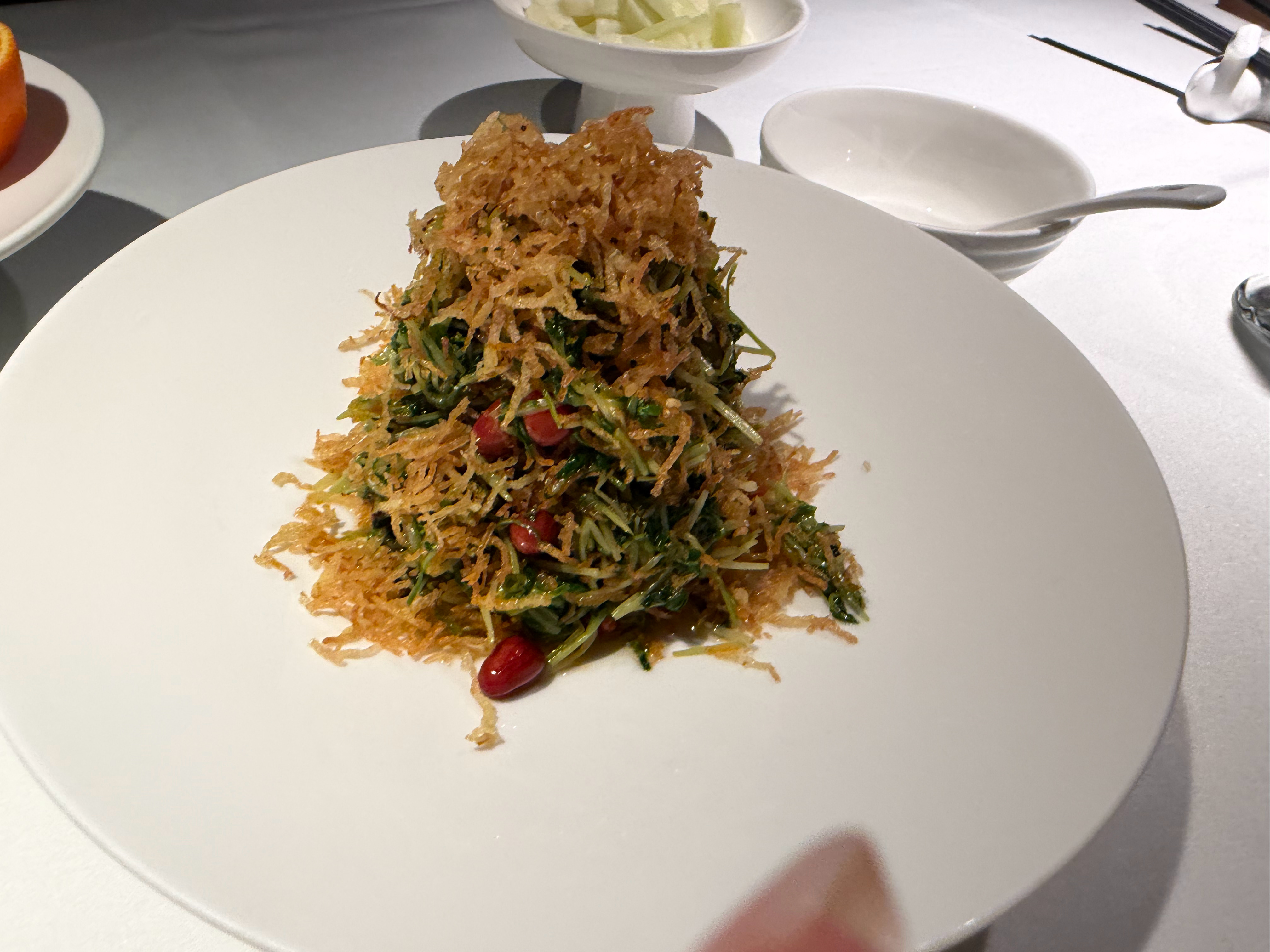 四季民福家的拌豆苗真的好好吃哦我觉得比烤鸭好吃 