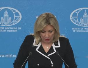 【俄外交部：布良斯克州儿童大巴遭乌军无人机袭击 一名孕妇丧生】
日前俄罗斯外交部