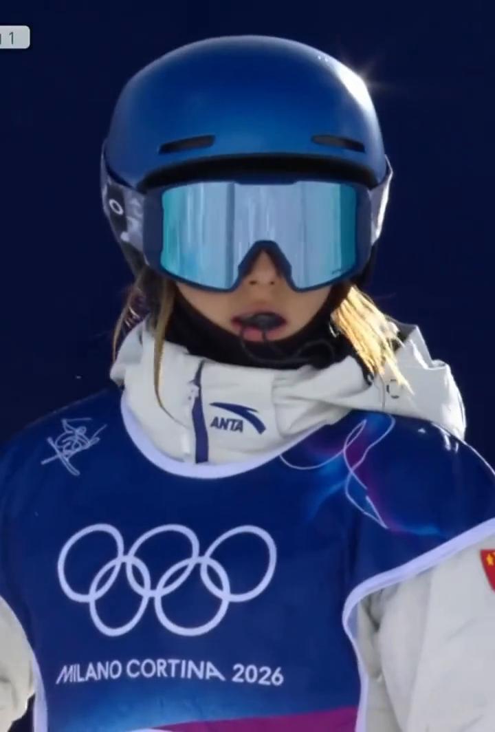 出现失误，女王归来。
九百连接九百动作，大家屏住呼吸，令你独白七百二。这次七百二