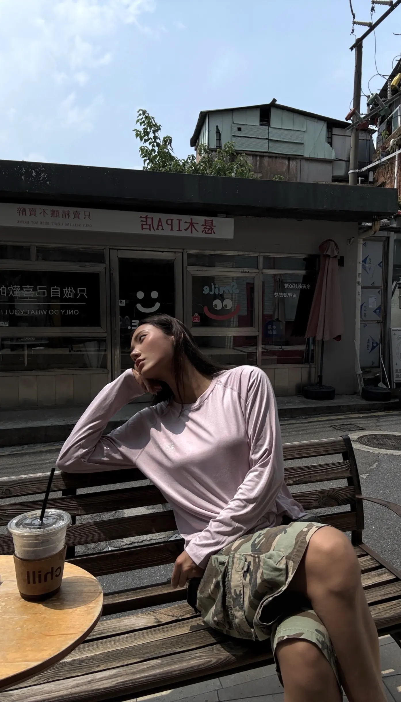 女的不用太帅 像个娘们儿就行。