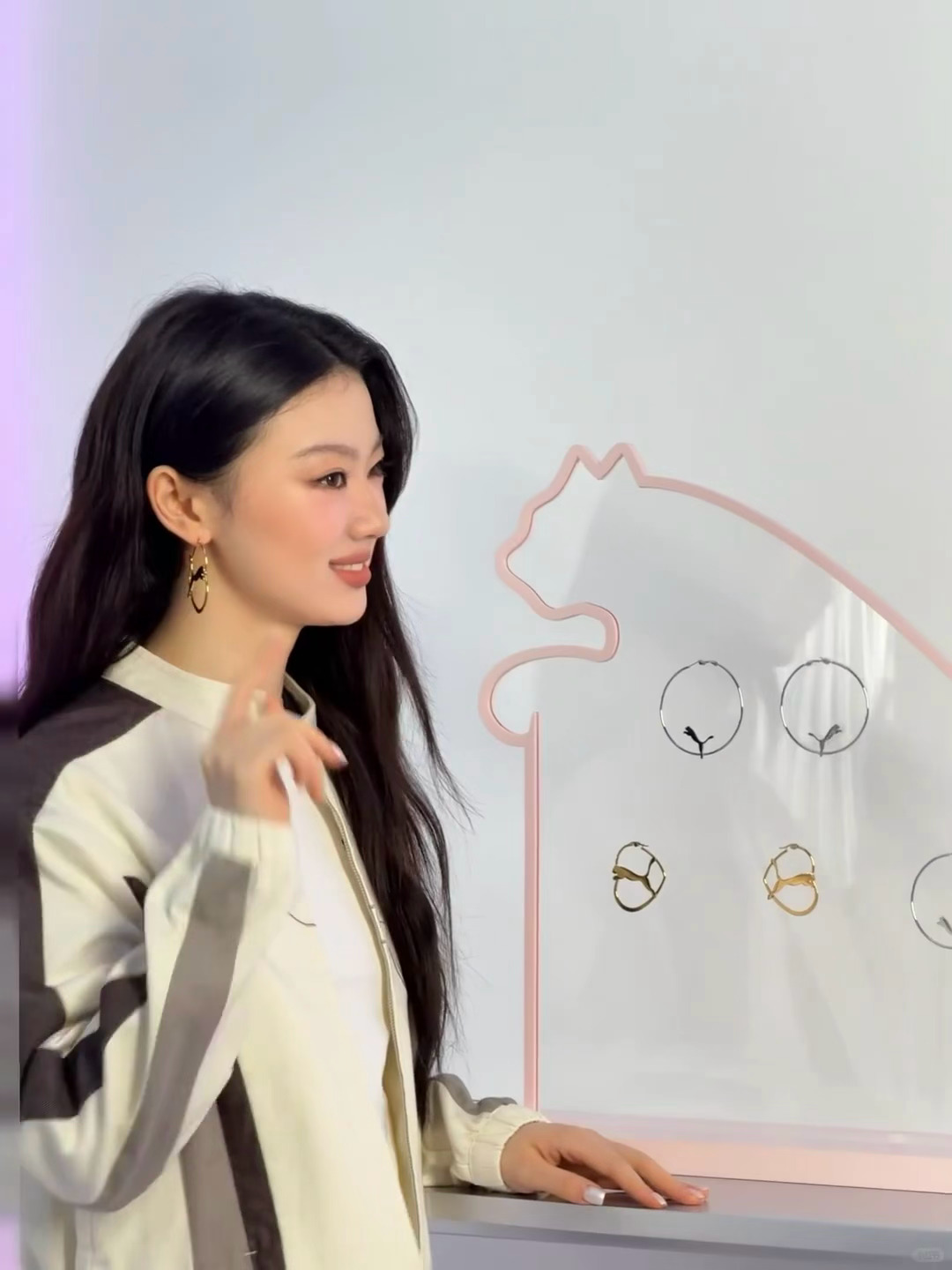 姐姐姐姐…好帅好美…🥵🥵puma大中华区品牌代言人单依纯