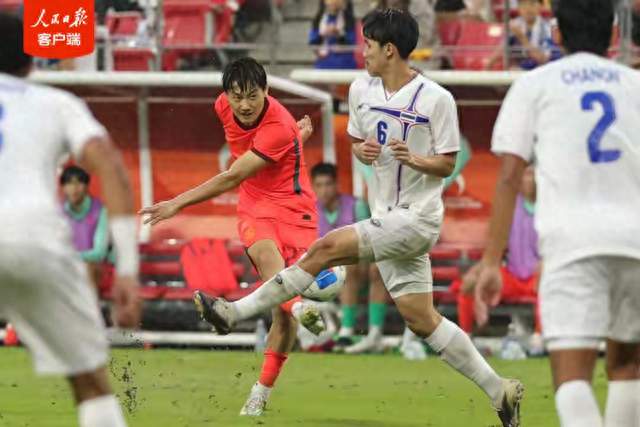 炸裂！国足3-0完胜泰国，时隔28年重返亚运四强
