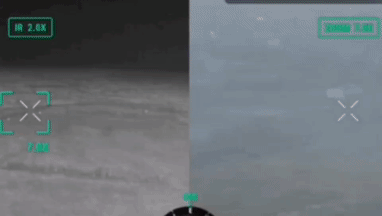 哈尔科夫库皮扬斯克地区，乌军一辆BTR-4装甲车趁夜运输物资到前线，土路坑坑洼洼