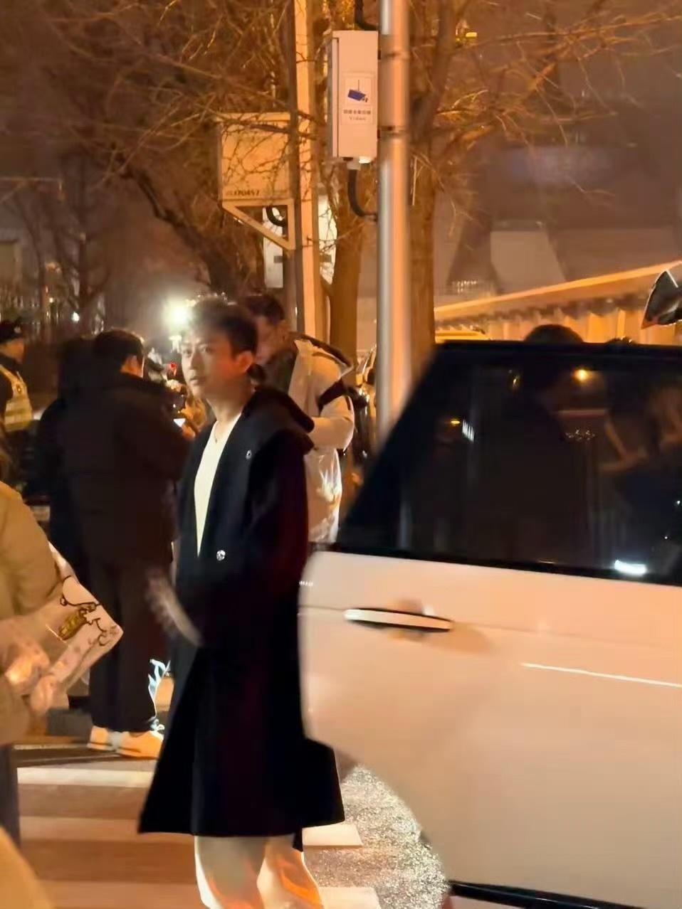 邓超 观众想要观众得到邓超真的来春晚联排了！最想看的人终于给盼来了，这波妥妥的观