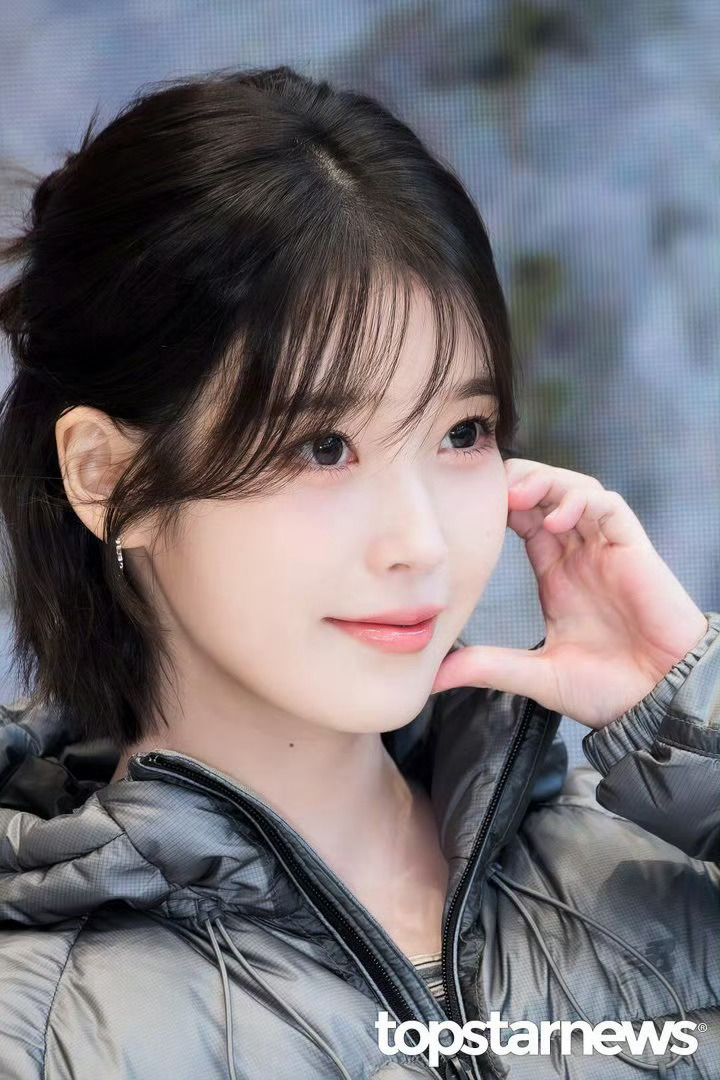 IU怼脸的美貌IU怼脸镜头下的美貌狠狠沦陷[哇]李知恩怼脸杀上线，软萌又好看，I