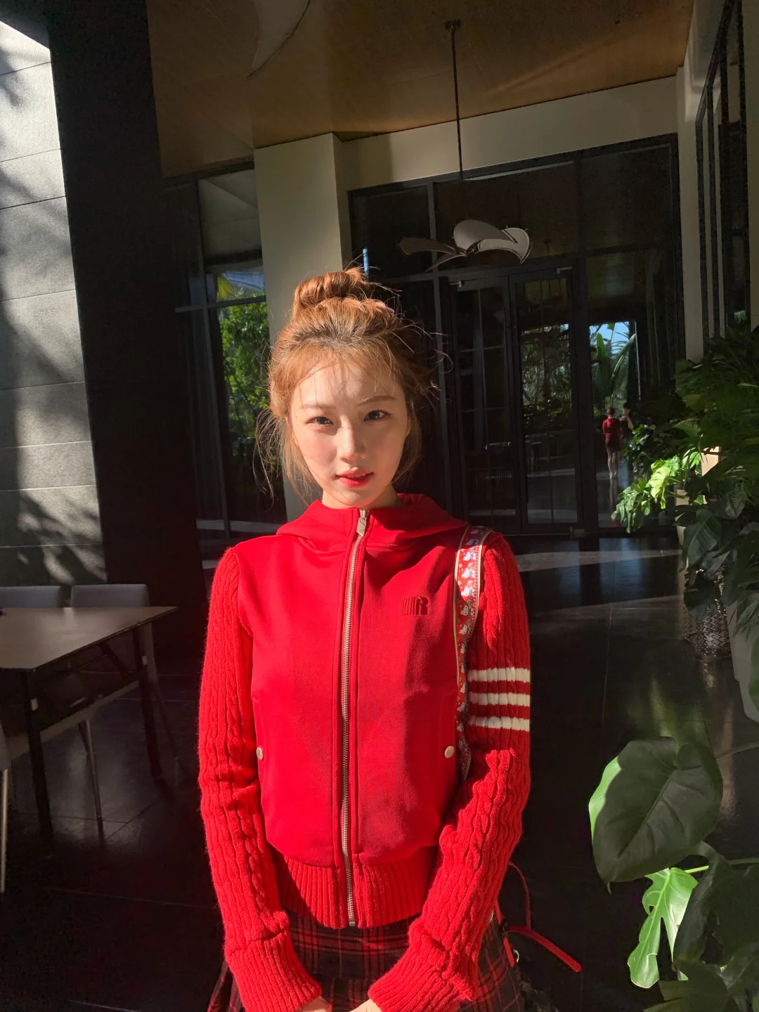 好久没穿过红色