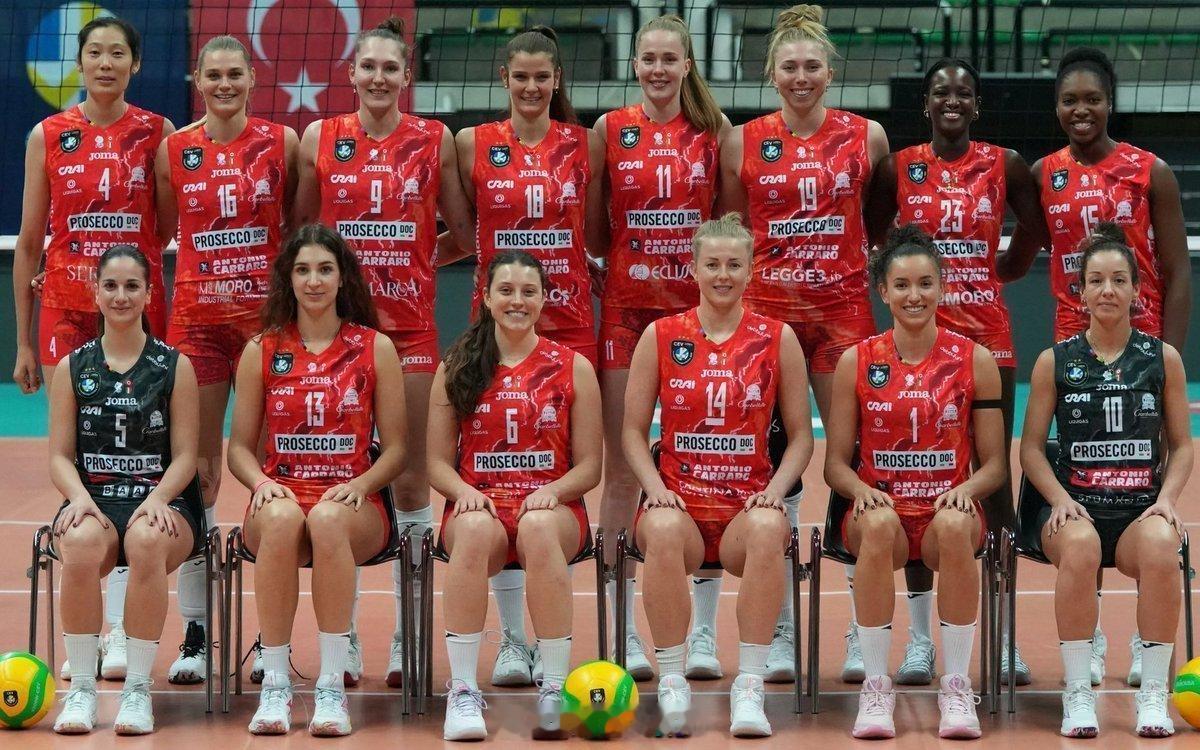 朱婷朱婷留洋第七季 科内利亚诺取得了意大利联赛的第 23 场胜利，确保了他们在常