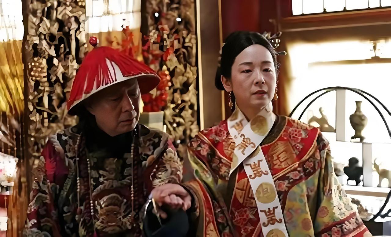 大太监安德海被杀后，慈禧本来很是愤怒，可在得知安德海死后被扒掉裤子，当街展示，笑