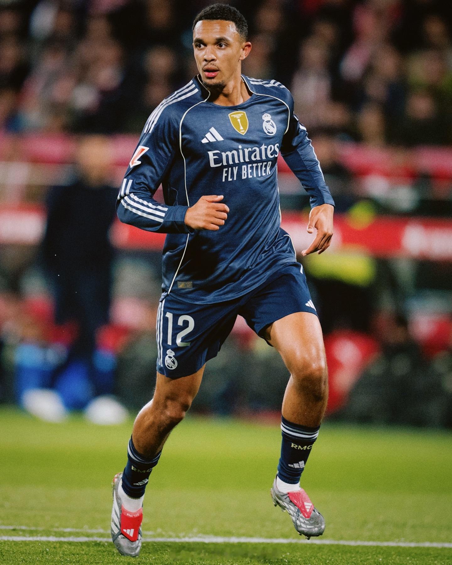 Adidas Predator 26上脚！足球鞋阿迪达斯