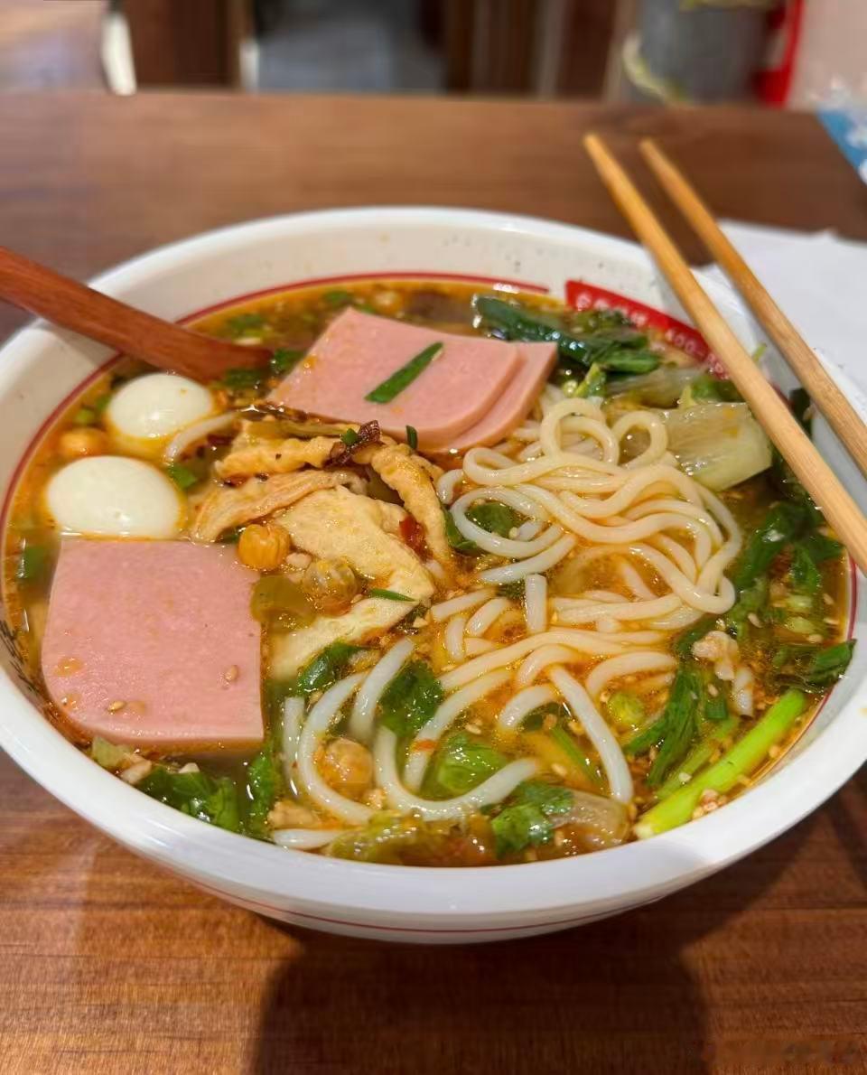 对付一口，接着干…… 
