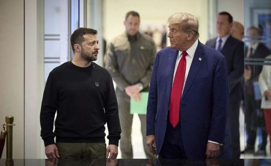 乌如果被川普
“快速调停”，欧洲敢马上和俄罗斯和好？马克龙一句话暴露真相：欧洲