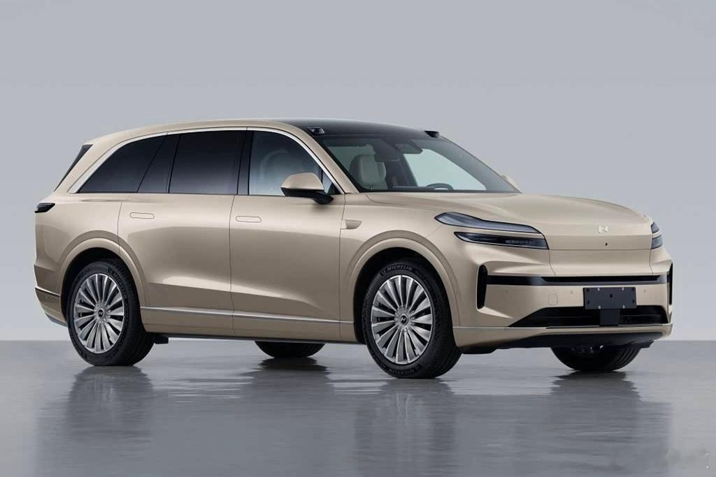 李斌：乐道L90是三排SUV，乐道L80是大五座SUV ，四季度蔚来有望实现盈利