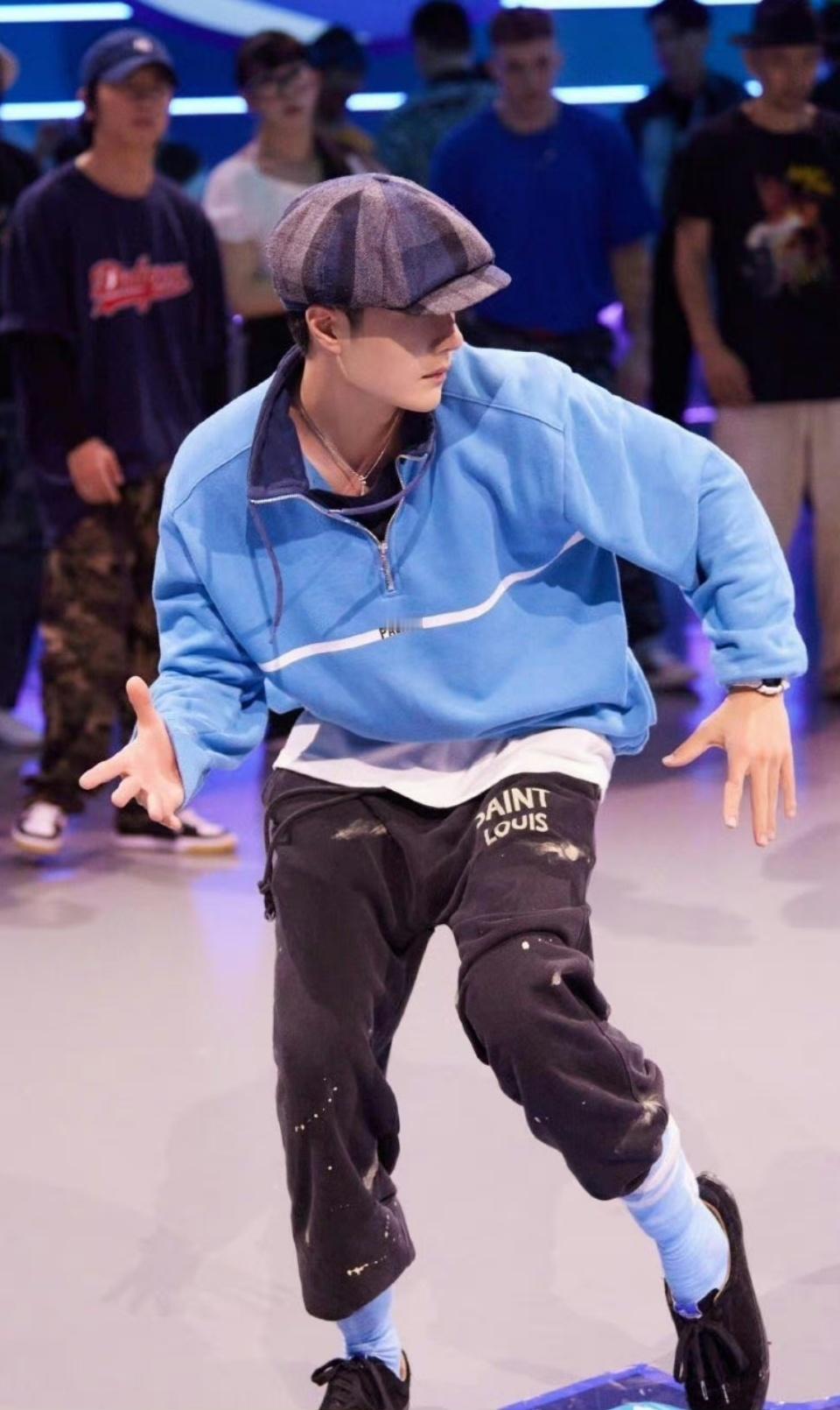 不想文案了，看看就能嘴角上扬！就纯喜欢！ 