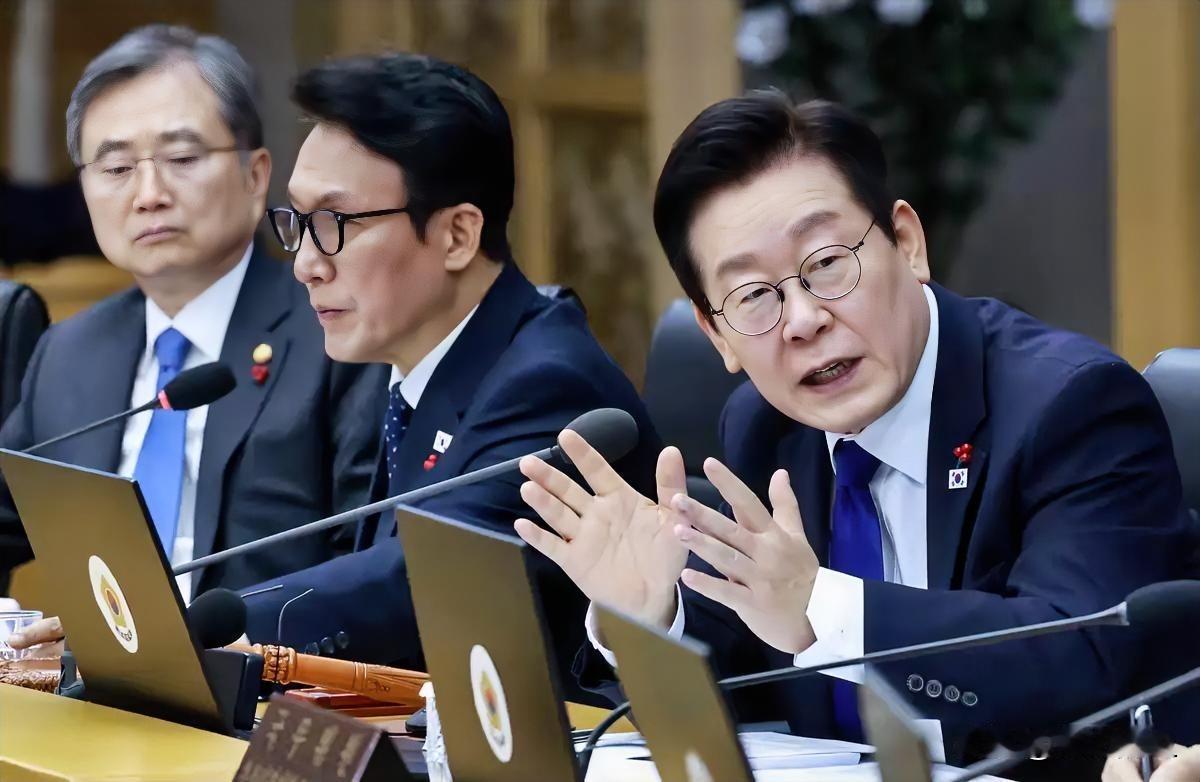 西半球因美军绑架马杜罗陷入震惊之际，中国也迎来了久违的客人。北京时间周日，韩国总