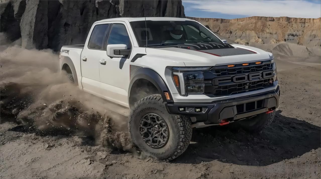 新款福特F-150猛禽官图发布！  外观有所调整   搭载3.5T V6发动机
