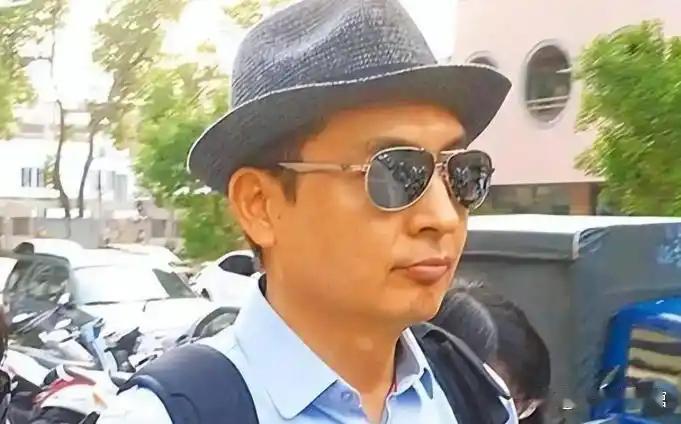 林依晨自曝差点被前男友逼退圈！天天洗脑她演戏是不务正业，分手五年后东窗事发：他因