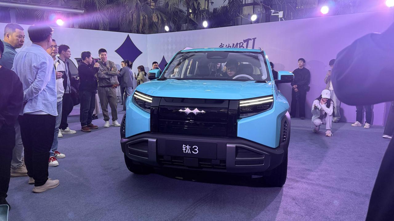 5分钟充好，9分钟充饱，零下 30℃ 只多3 分钟，方程豹钛3 闪充版价格来了，