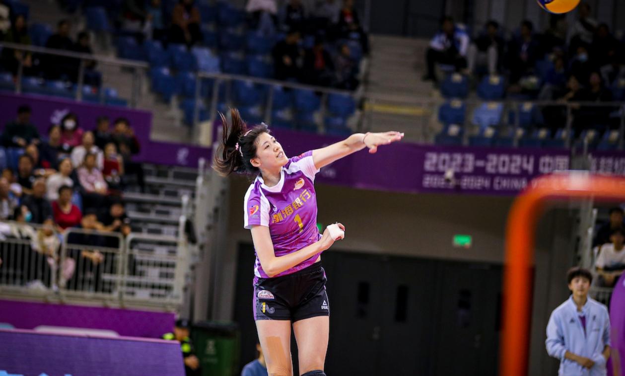 2连胜？天津女排轻而易举！CCTV5做出选择，李盈莹轻轻松松
中国女排超级联赛第