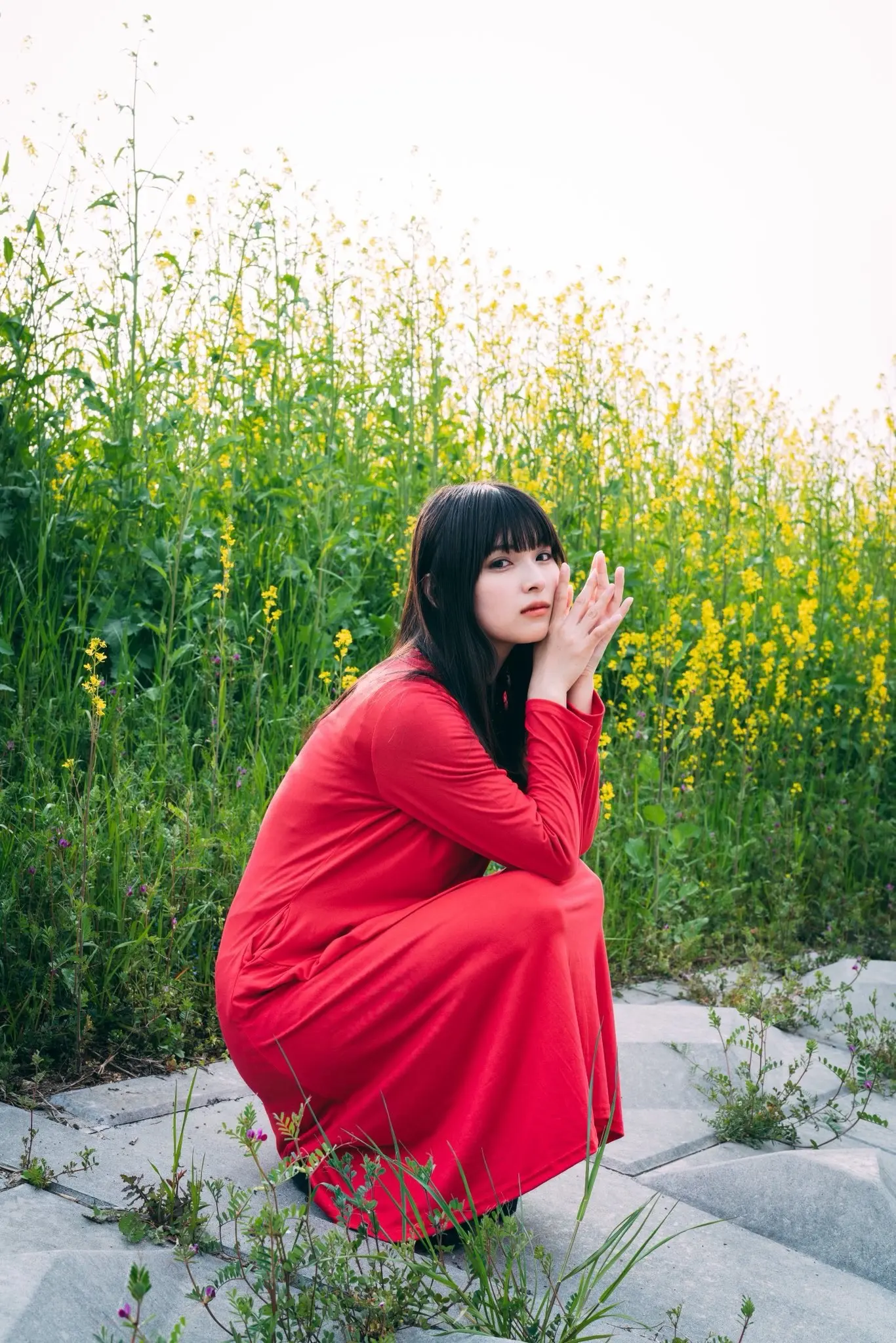 随意摆pose 自由感拍照 户外随性拍照 我的春日写真 爱拍照的女人最迷人