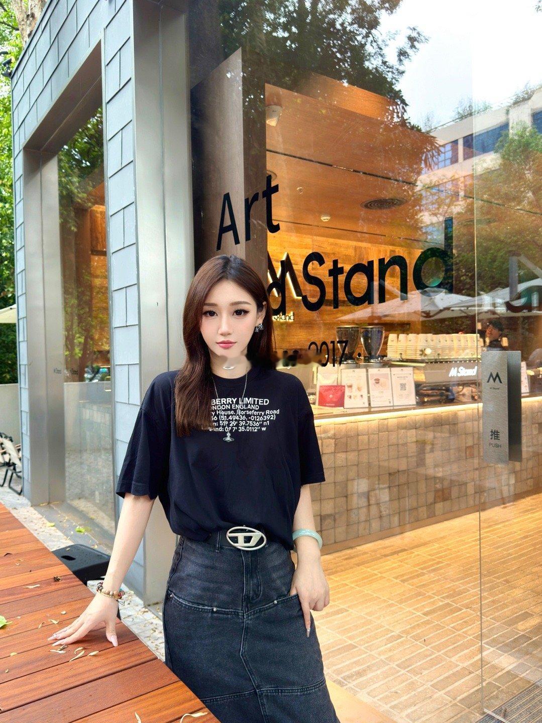 想起来了 我照片没发完#OOTD[超话]# ​​​