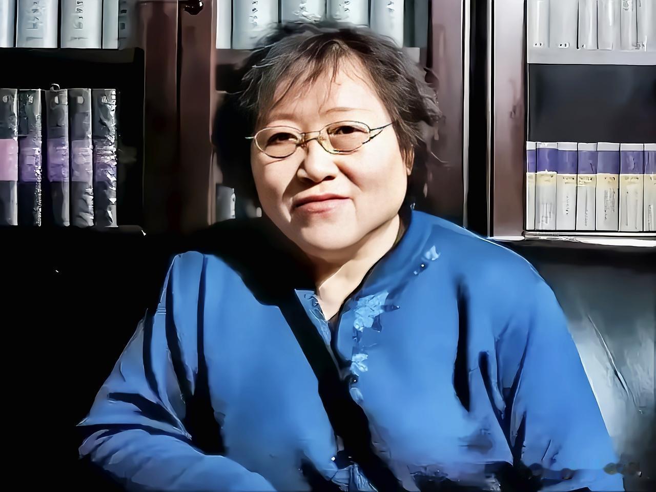 性学专家李银河说:“一直以来，人们对于男女的欲望是有区别对待的，在这个双重标准里