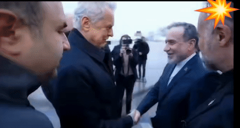 48小时两访巴羊后，波斯外长直接转身飞赴大鹅上门抱团。
 
一个被西方全面深度制