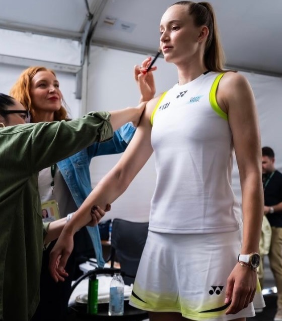 网坛风云 更新一些莱巴金娜ElenaRybakina ，金娜在印第安韦尔斯又拍摄