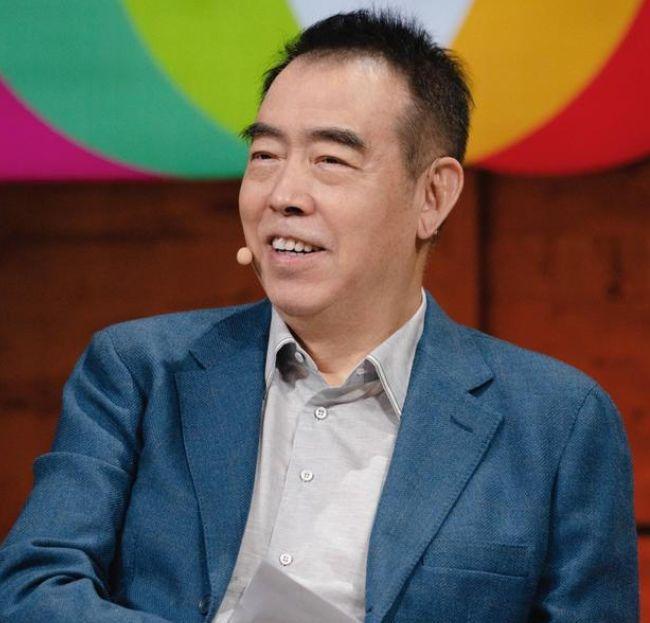 导演，陈凯歌说，陈飞宇这个孩子，去英国留学，那是一个老牌的贵族学校，每一个学生，