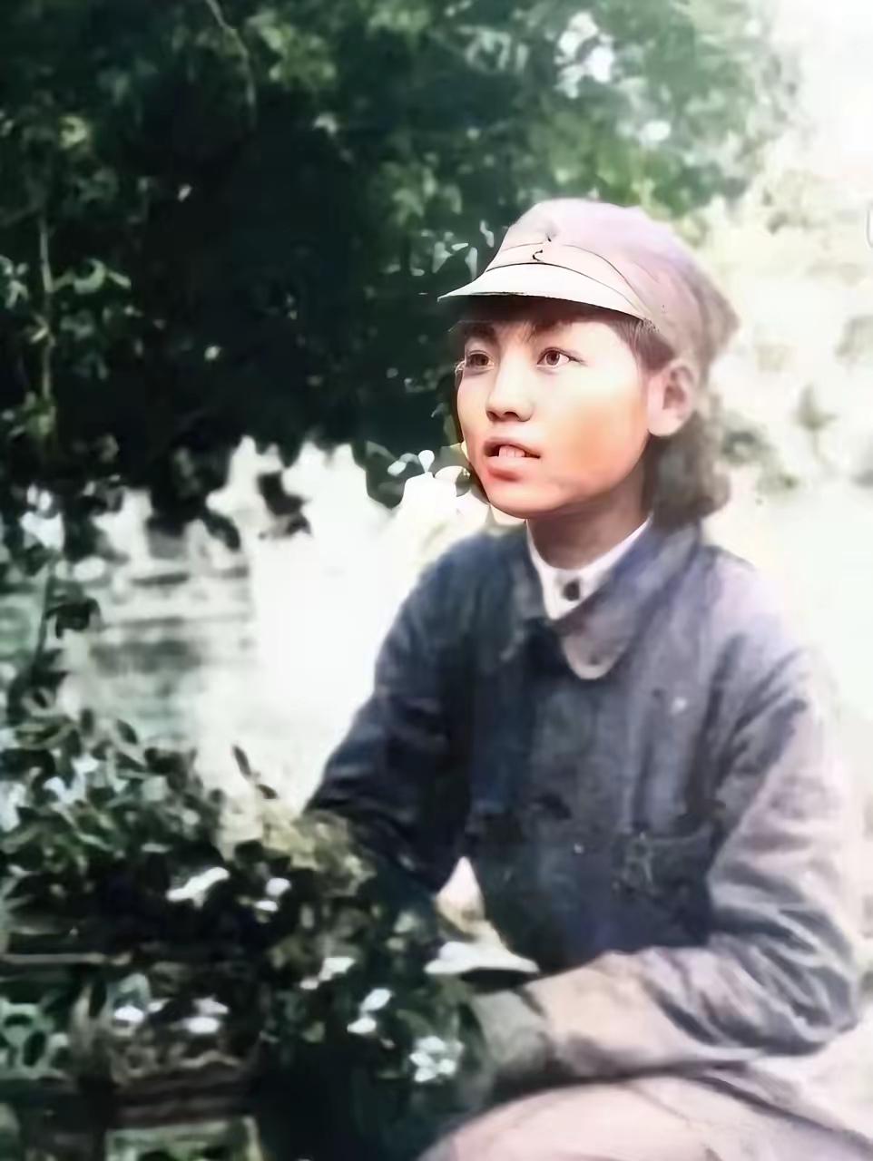 史瑞楚，八路军115师随军女医生，也是115师代师长陈光的妻子。1920年她出生