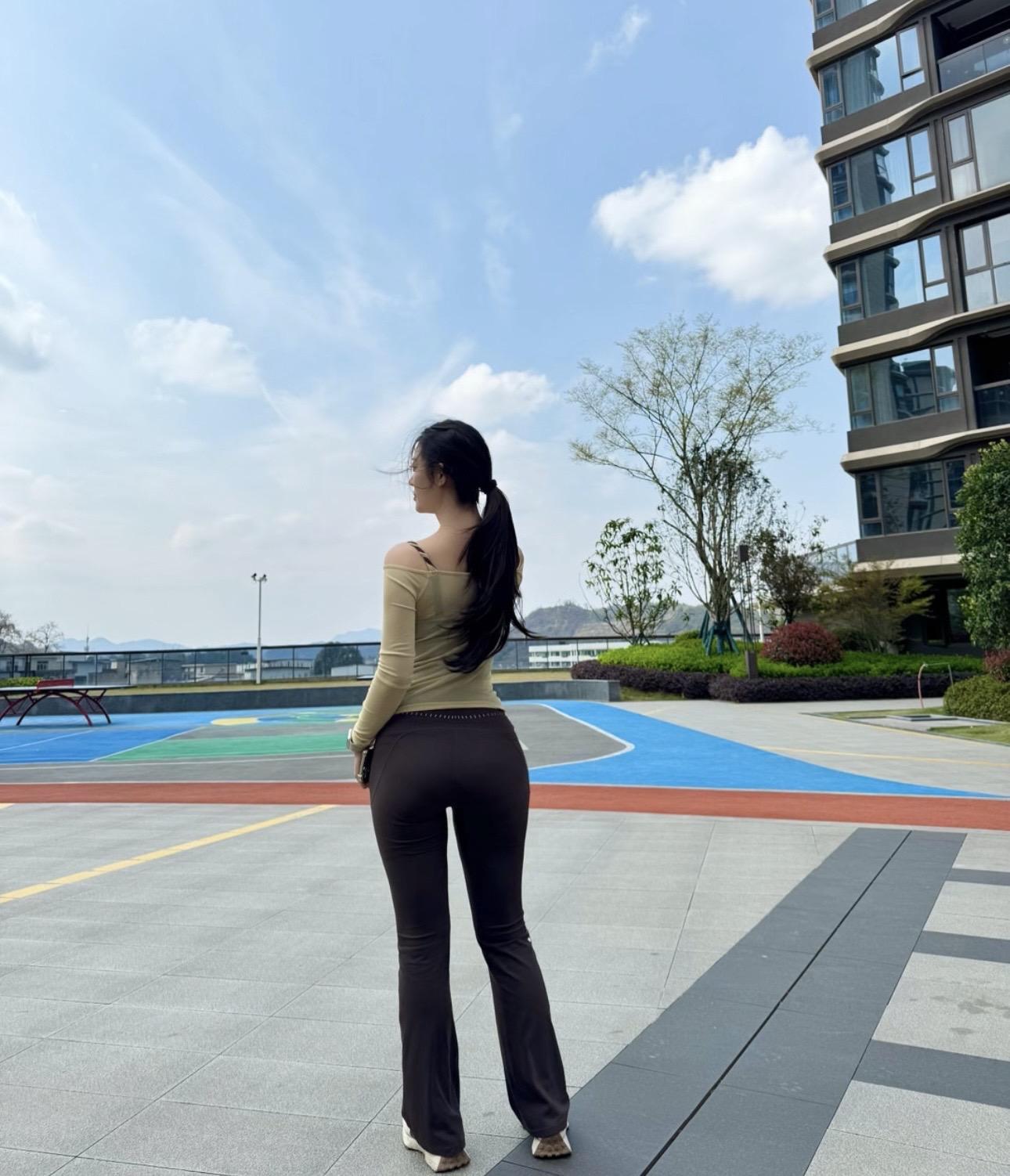 有真感情的人一定是时于微时或是低谷时的