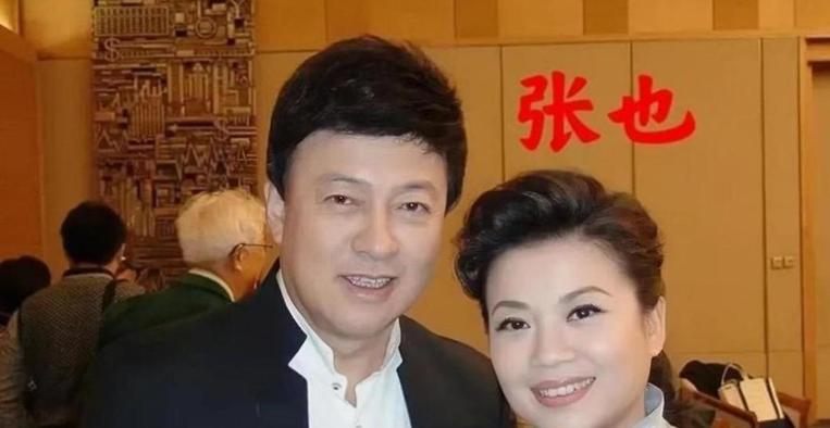吕继宏深夜为张也父亲守灵，处理后事比亲儿子还周到，却30年不娶她，这才是成年人最