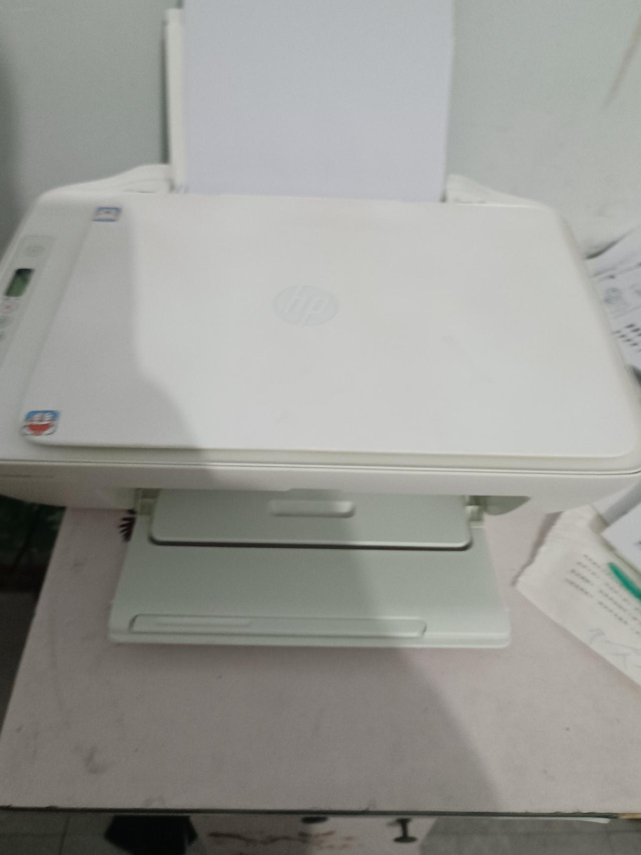 昨天陪领导去购买办公用品，一眼就看上了一款打印机，可以连电脑，可以连手机，很感兴