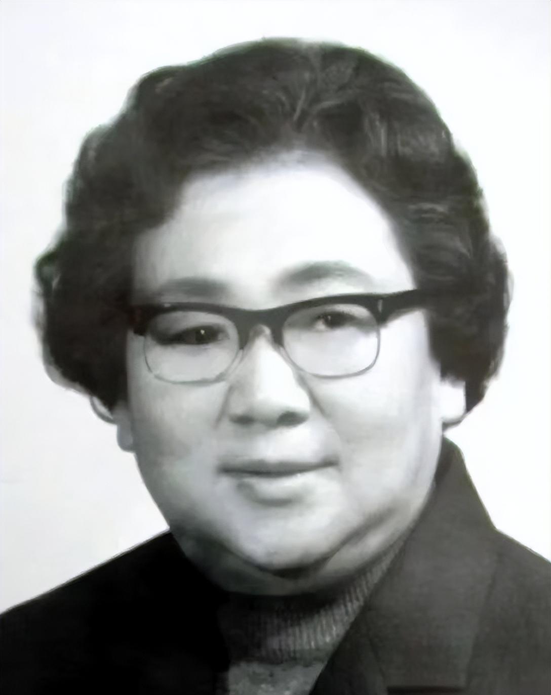 元帅之女不慕荣光！历经纳粹炼狱半生清贫，把一生献给讲台与家国
 
朱敏（1926