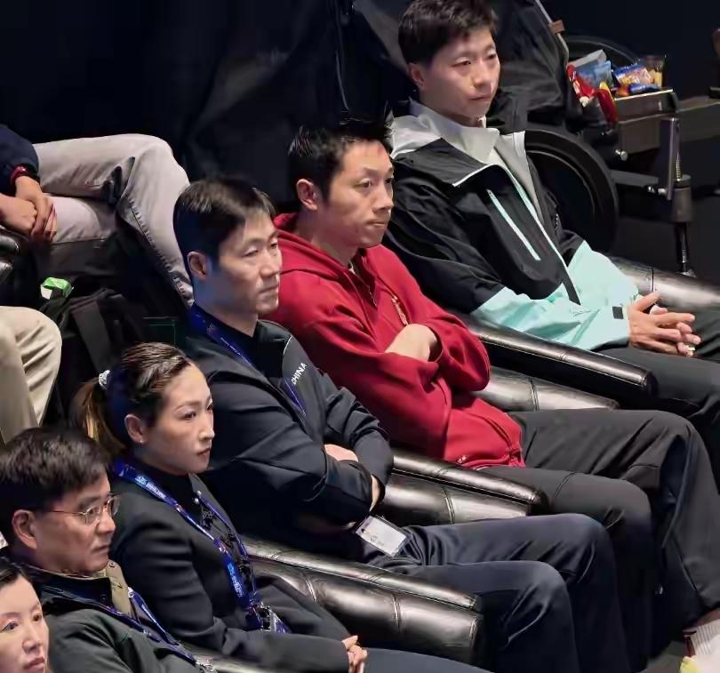 炸了！国乒男团在伦敦小组赛接连输韩国、败瑞典，吞下20多年来未有之两连败。这战绩