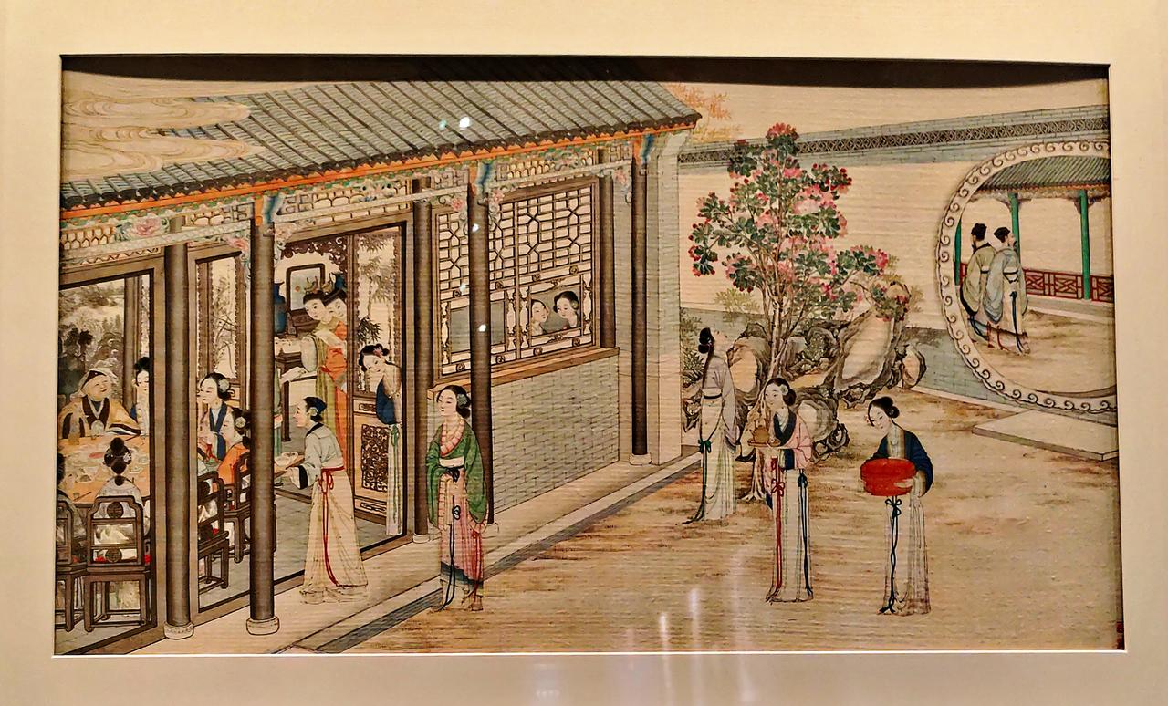 《红楼梦》彩绘画册真跡展
   ″绘梦三重缘一一辽宁与红楼梦文化展″，在《沈阳博