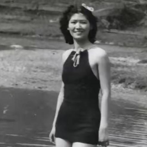 1914 年，31 岁的 阎锡山 ，娶了 14 岁的小妾，结婚当晚，阎锡山对小妾