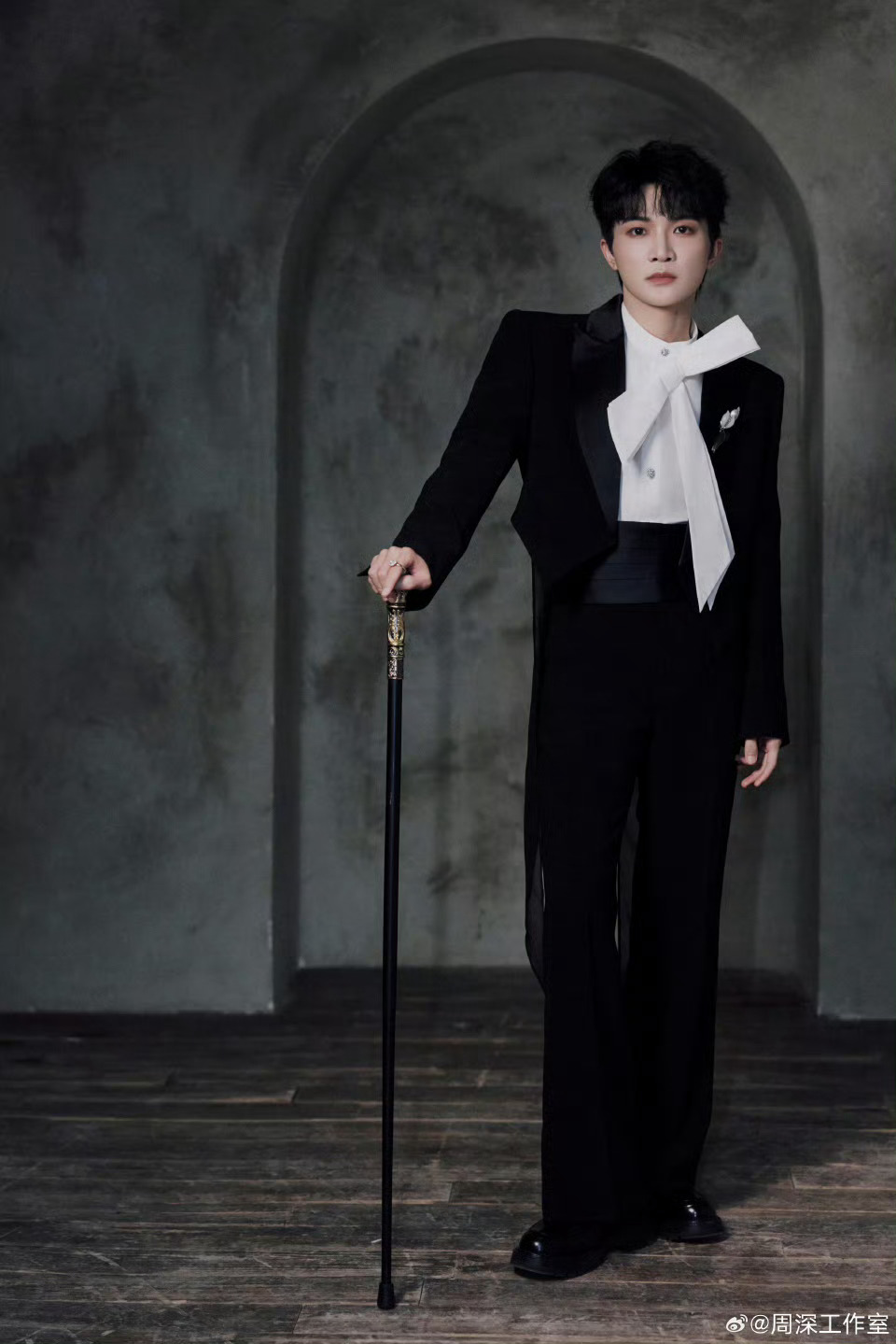 周深说原来你们看中的不是我哈哈哈哈谁说的，太想看深深了，很期待深深的舞台啊！今晚