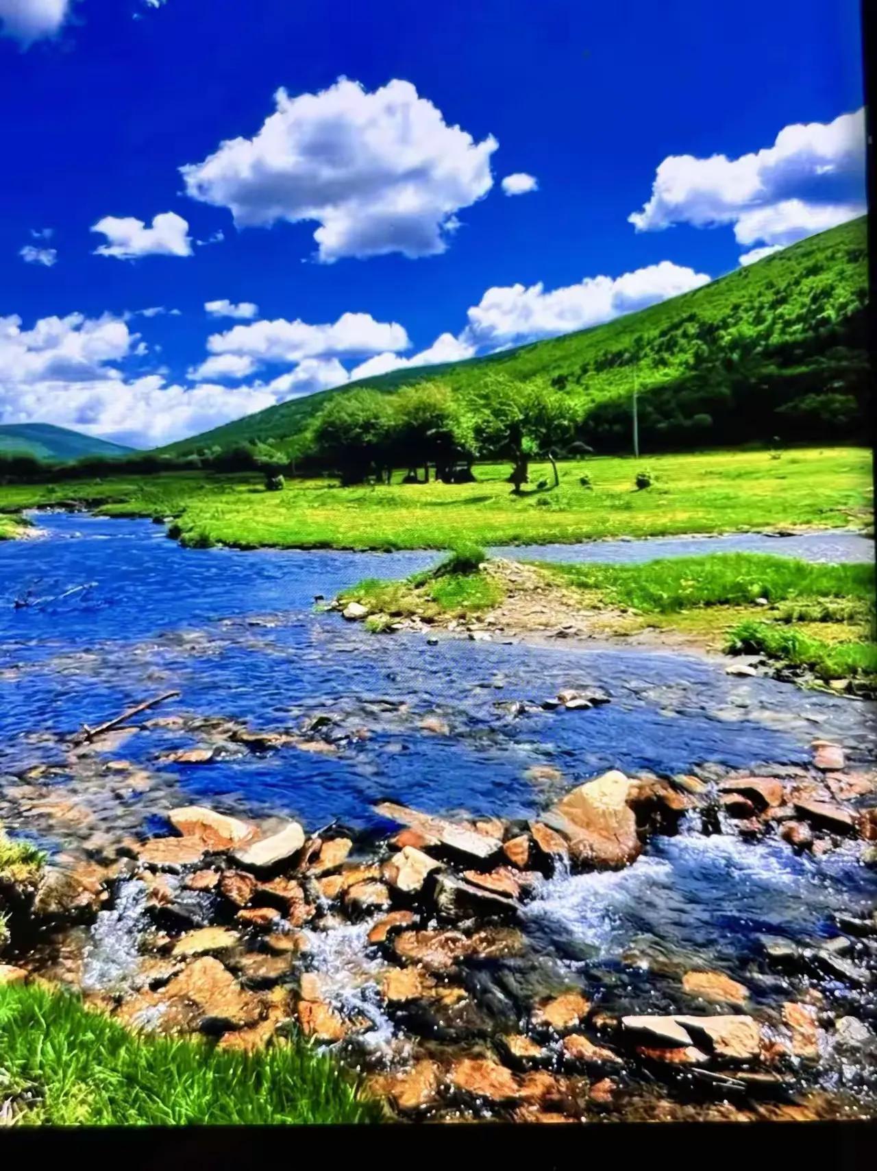 有钱就是任性！济南一位退休大叔，实在受不了38℃高温，在家开空调吹得浑身难受，干