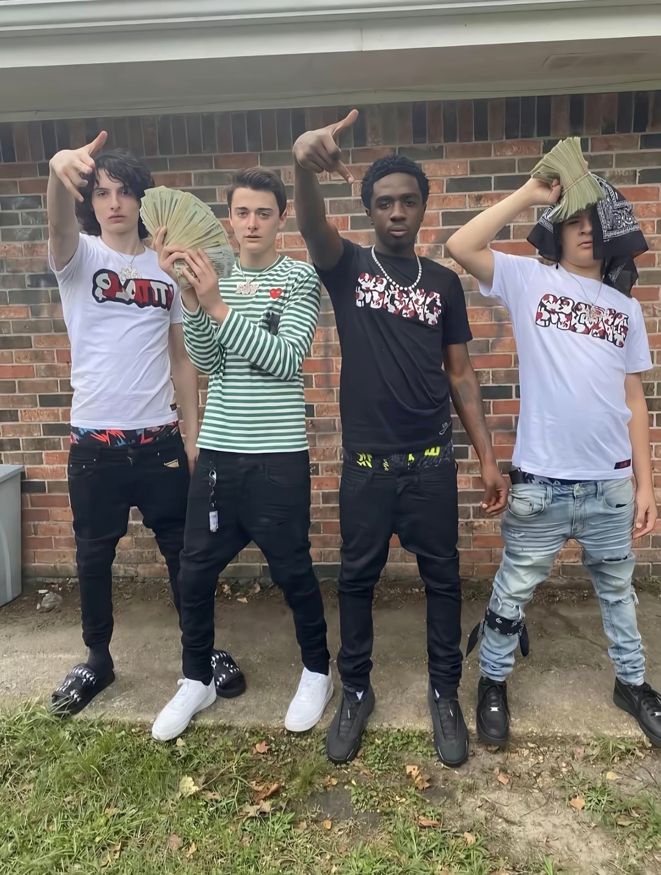 比个耶怪奇物语