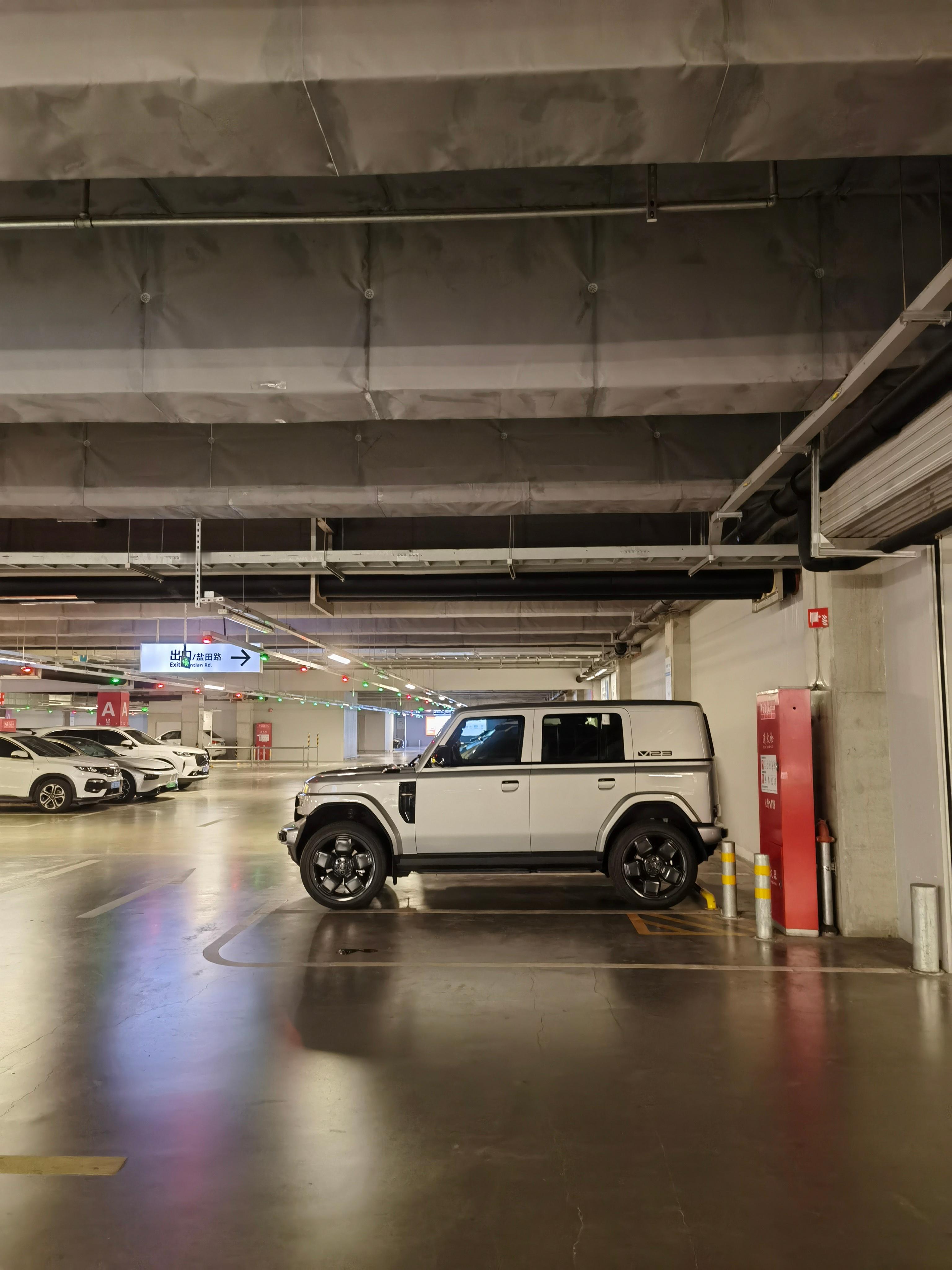 icar v23 每次停车都会看几眼的小车车 ​​​
